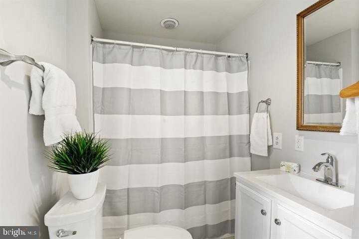 1651 N LIMEKILN Pike - Photo 4 of 25