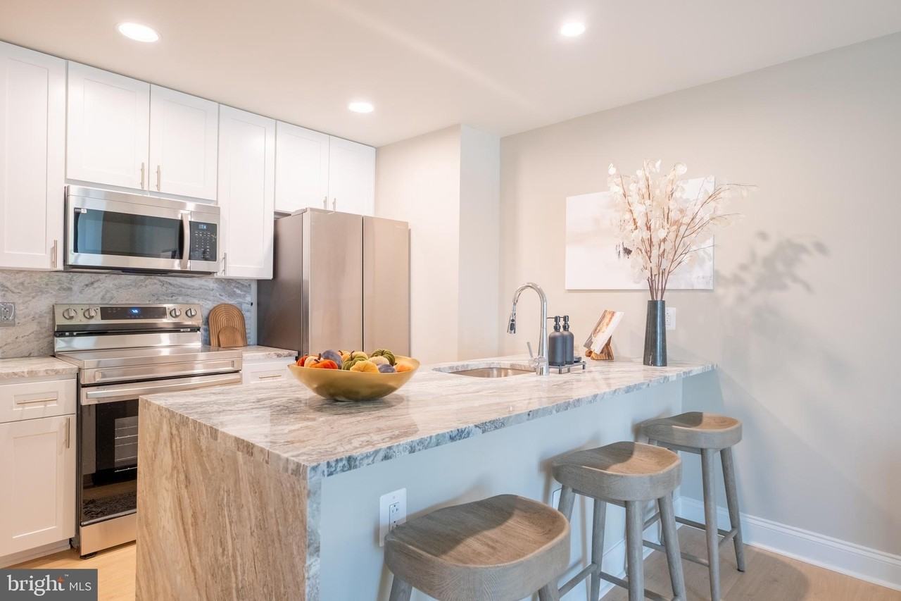 2301 John F Kennedy Boulevard #210