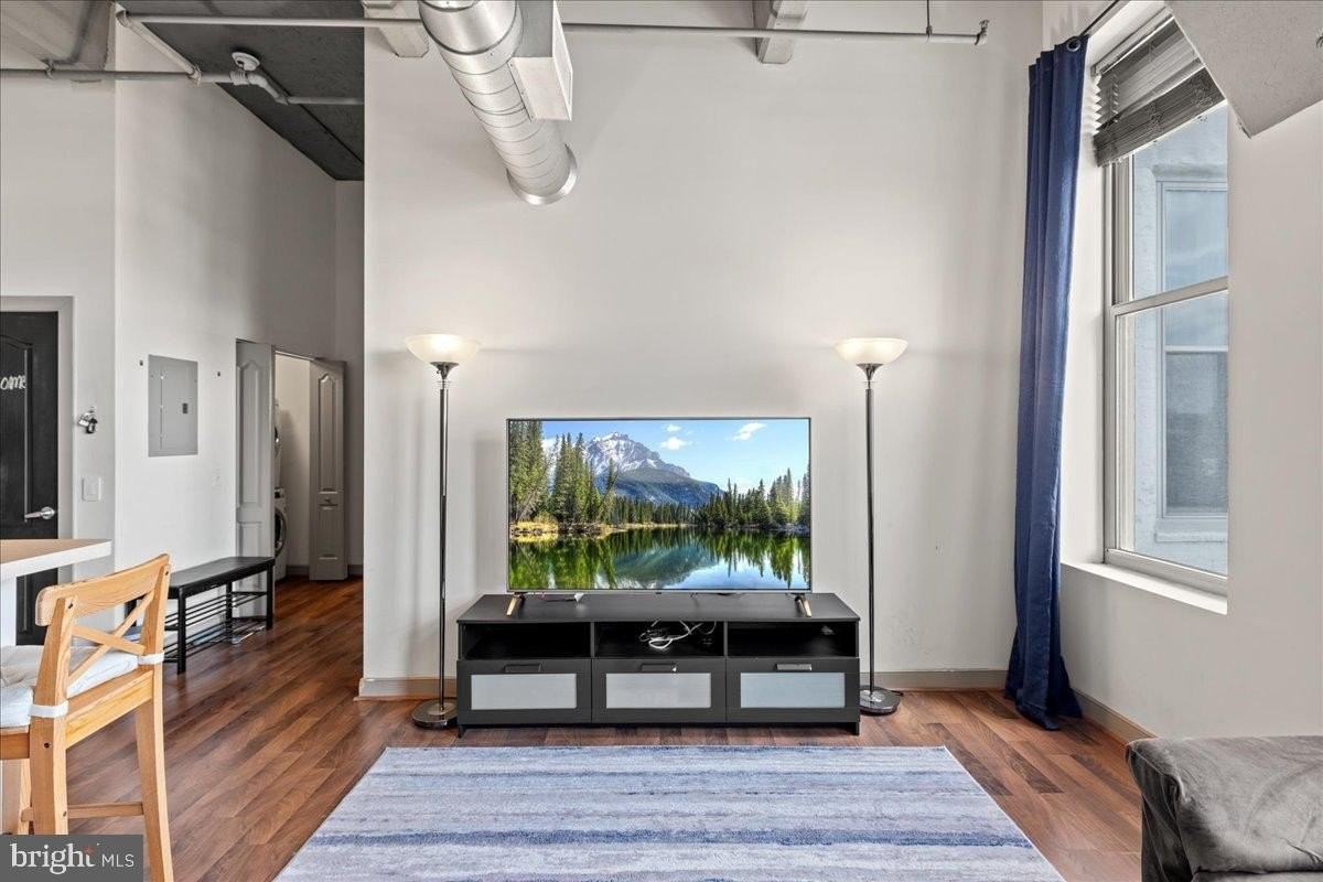 511 North Broad Street #806 - Photo 6 of 24