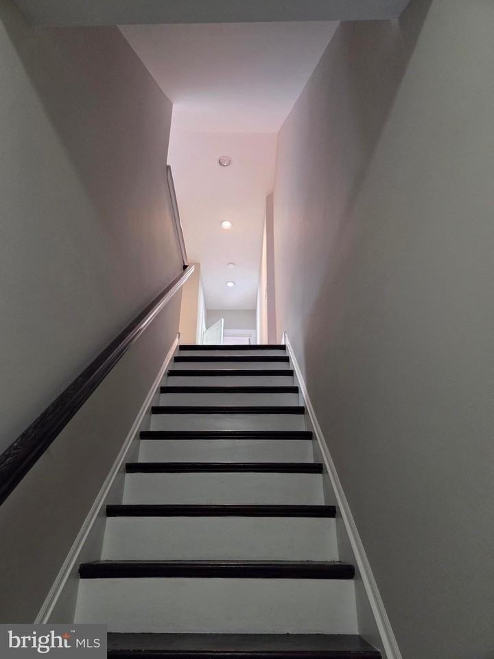 1603 Ellsworth Street #B - Photo 4 of 43