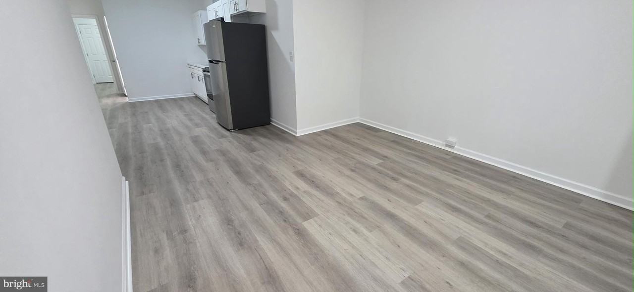 5804 Haverford Avenue - Photo 5 of 34