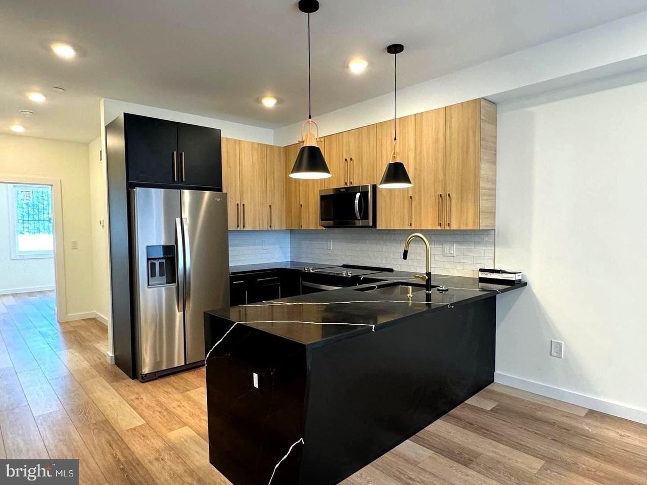 2043 North Randolph Street #2