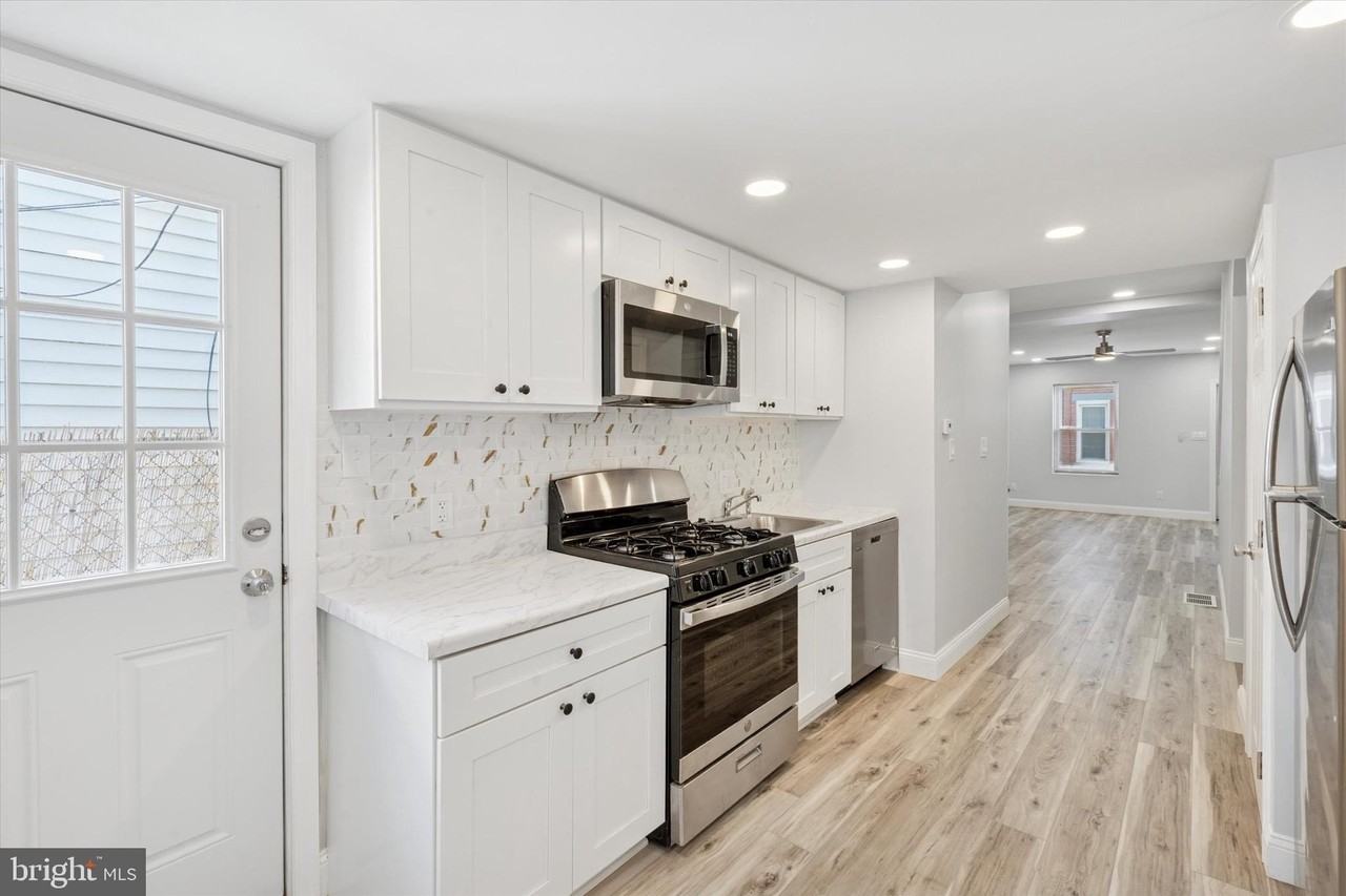 408 Durfor Street - Photo 4 of 15