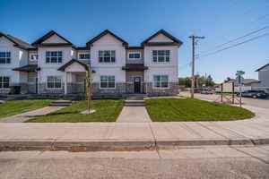 featured image of 1471 Elmore Avenue