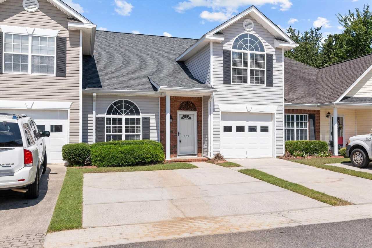 229 Nicklaus Court - Photo 5 of 11