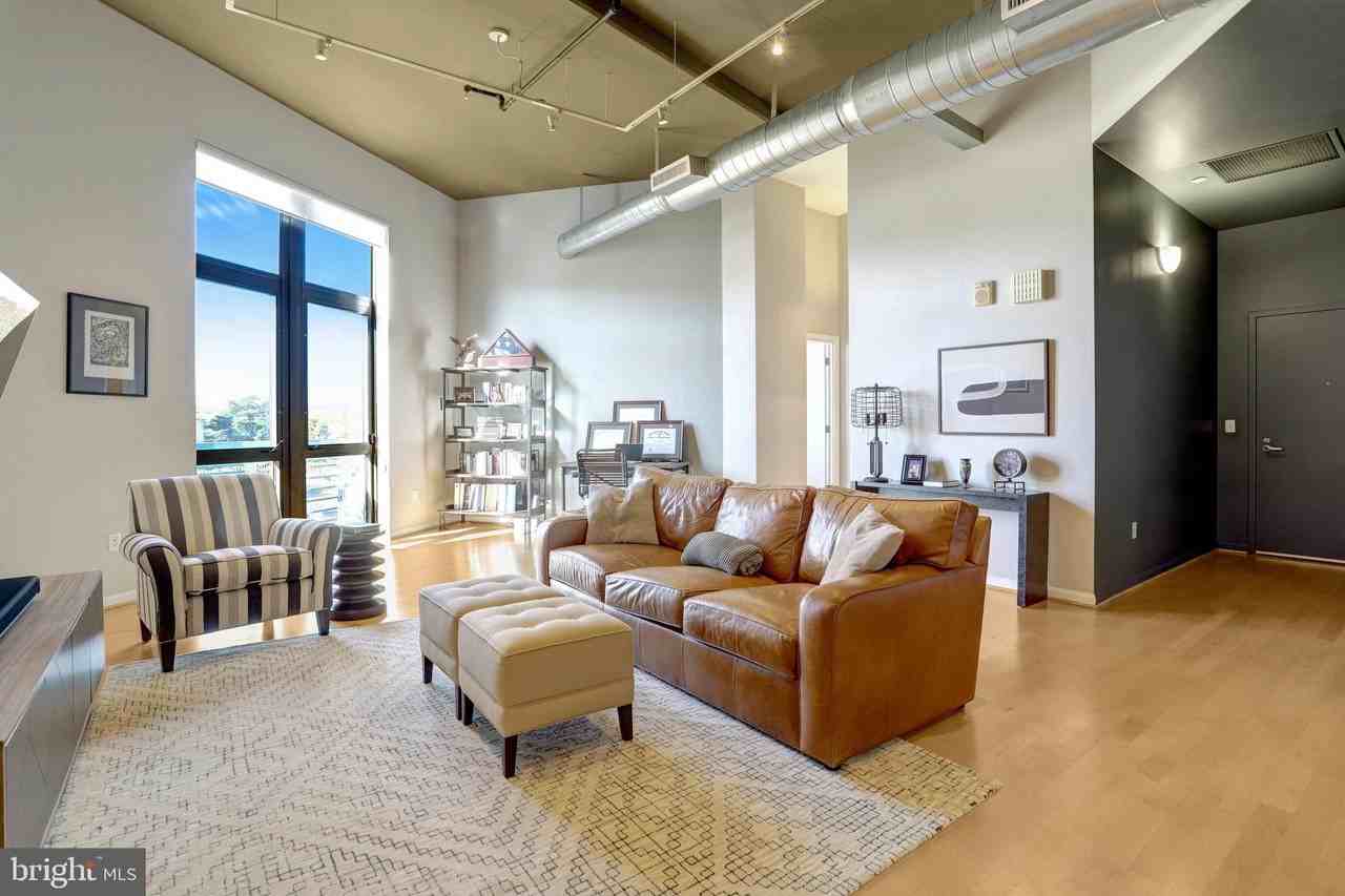 2720 S Arlington Mill Dr Unit 314 #314 - Photo 2 of 35