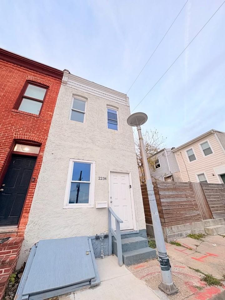 2234 Henneman Avenue - Photo 3 of 20