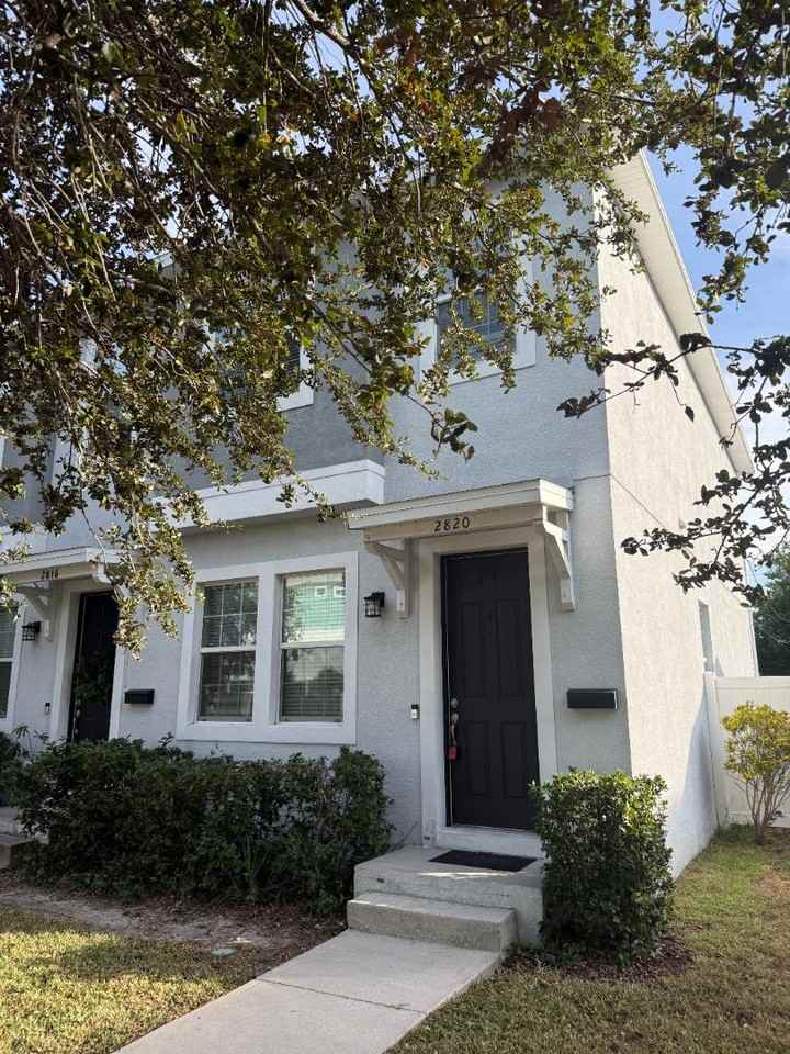 2820 1st Avenue South - Photo 2 of 20