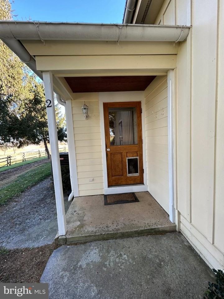 2211 Hatchers Mill Road - Photo 2 of 11