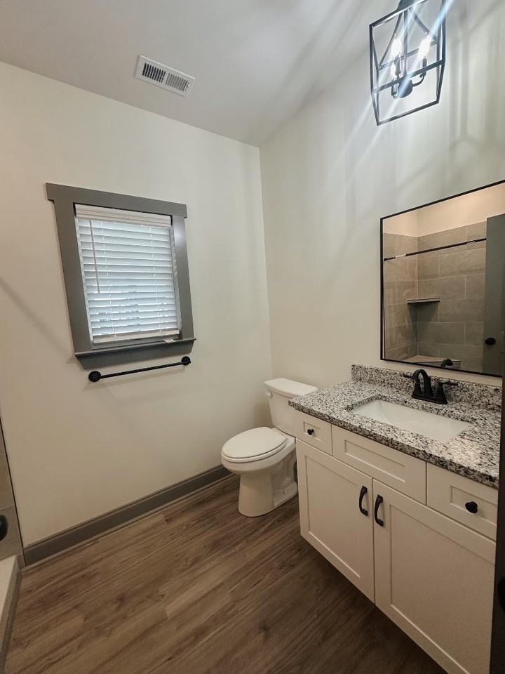 Foster Cove - Photo 7 of 10