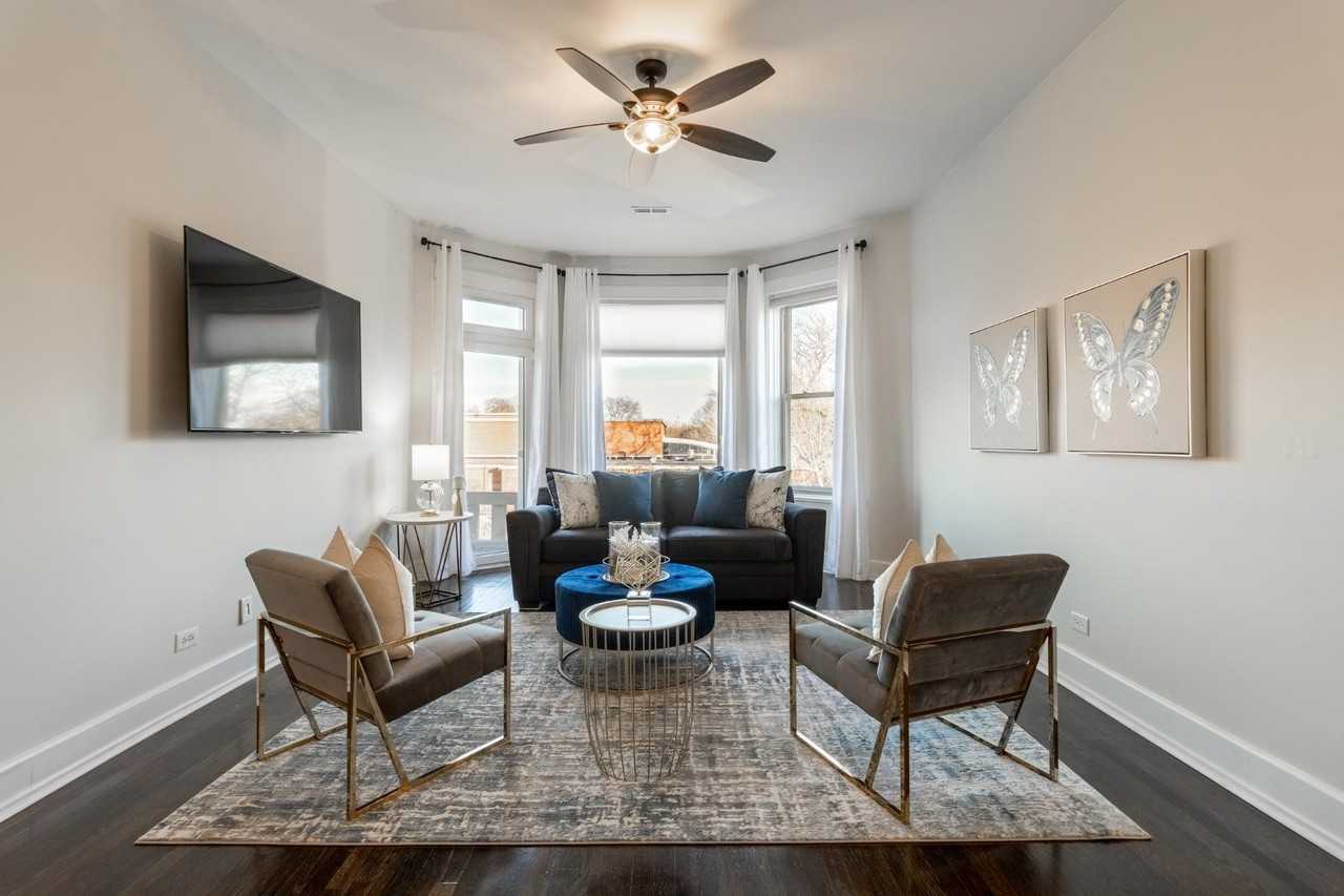 5536 South Doctor Martin Luther King Jr Drive - Photo 2 of 20