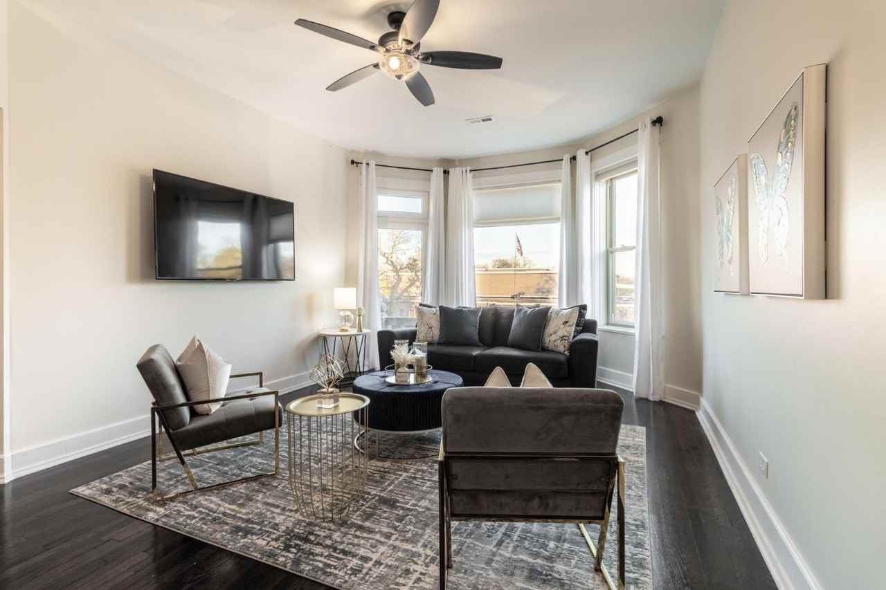 5536 South Doctor Martin Luther King Jr Drive - Photo 6 of 20