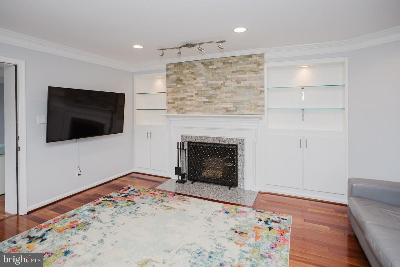 2177 Chain Bridge Road - Photo 6 of 47