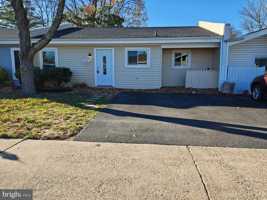 featured image of 6018 Regents Park Road