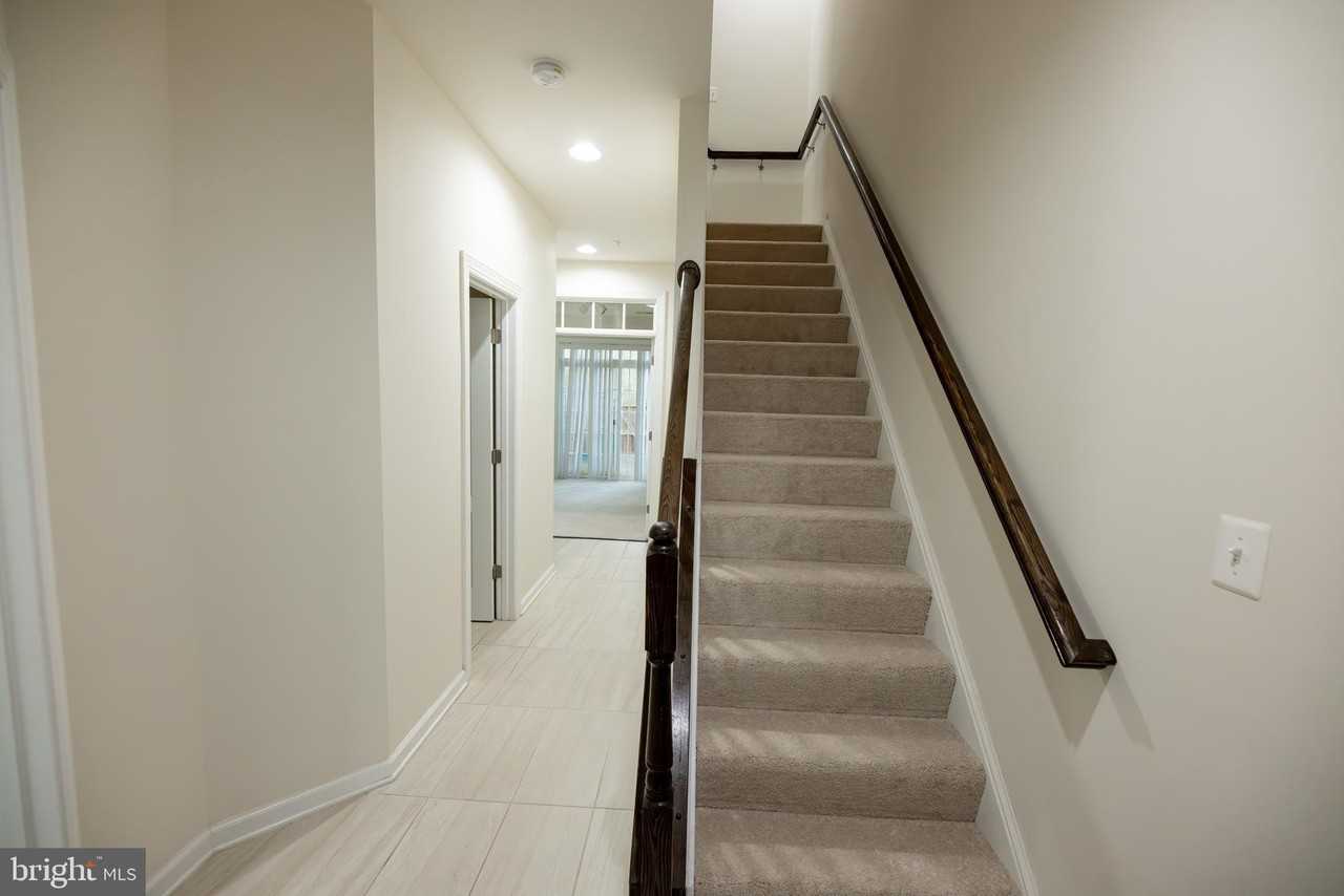 7386 Riding Meadow Way - Photo 2 of 8