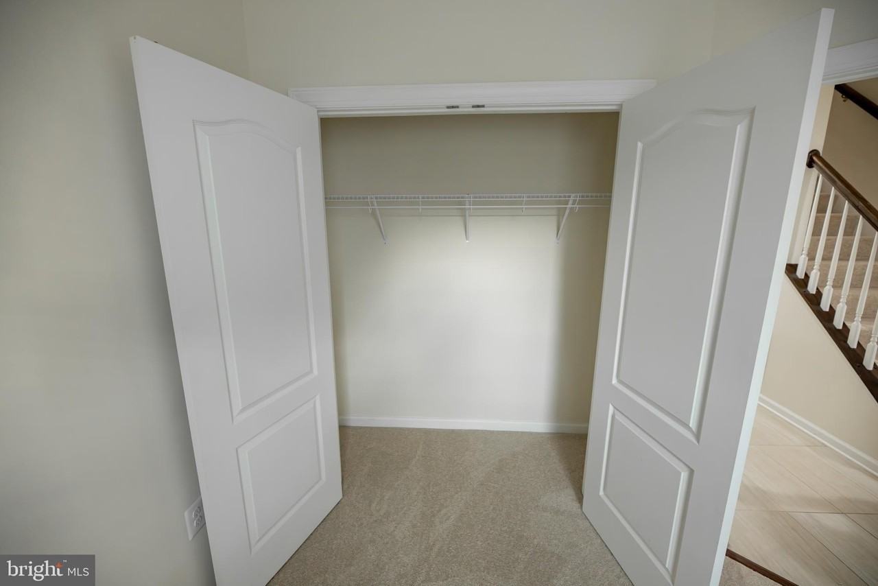 7386 Riding Meadow Way - Photo 4 of 8