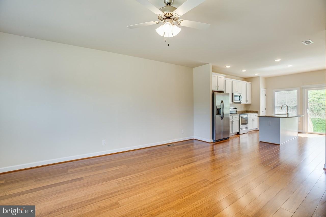 20 Andrews Pl - Photo 5 of 15