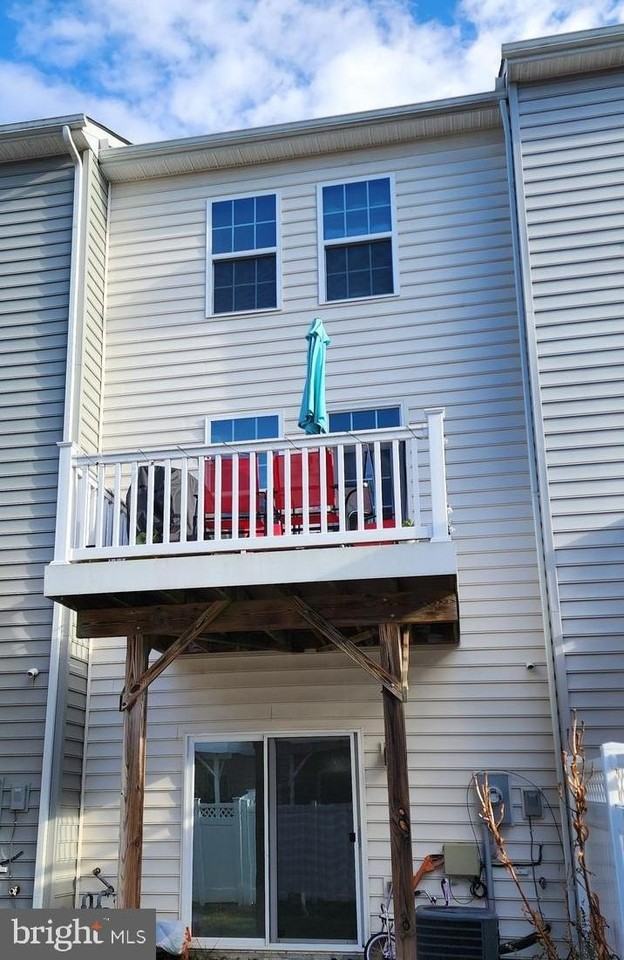 320 Rolling Valley Dr - Photo 4 of 12