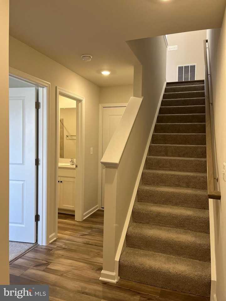 306 Watercourse Dr - Photo 5 of 23