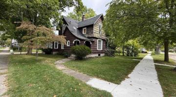 featured image of 920 Fulton Street