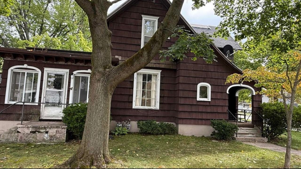 920 Fulton St - Photo 2 of 14