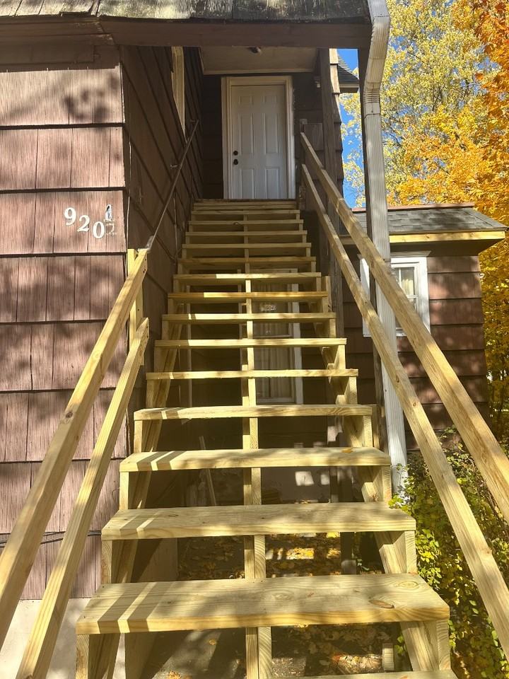 920 Fulton St - Photo 7 of 14