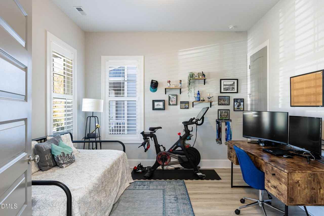 1103 Tannin Drive - Photo 6 of 28