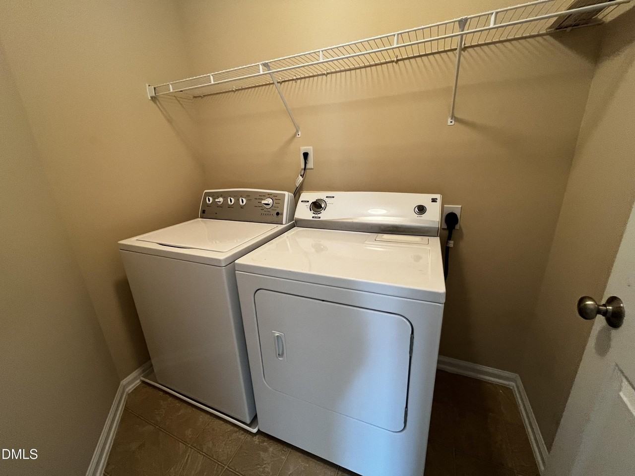 116 Reno Ave - Photo 4 of 18