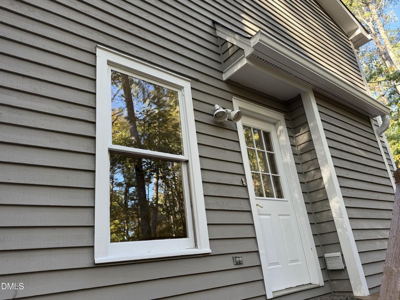 11 Tarawa Terrace #B - Photo 3 of 32