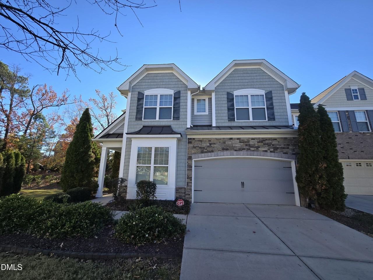 912 Garden Square Lane