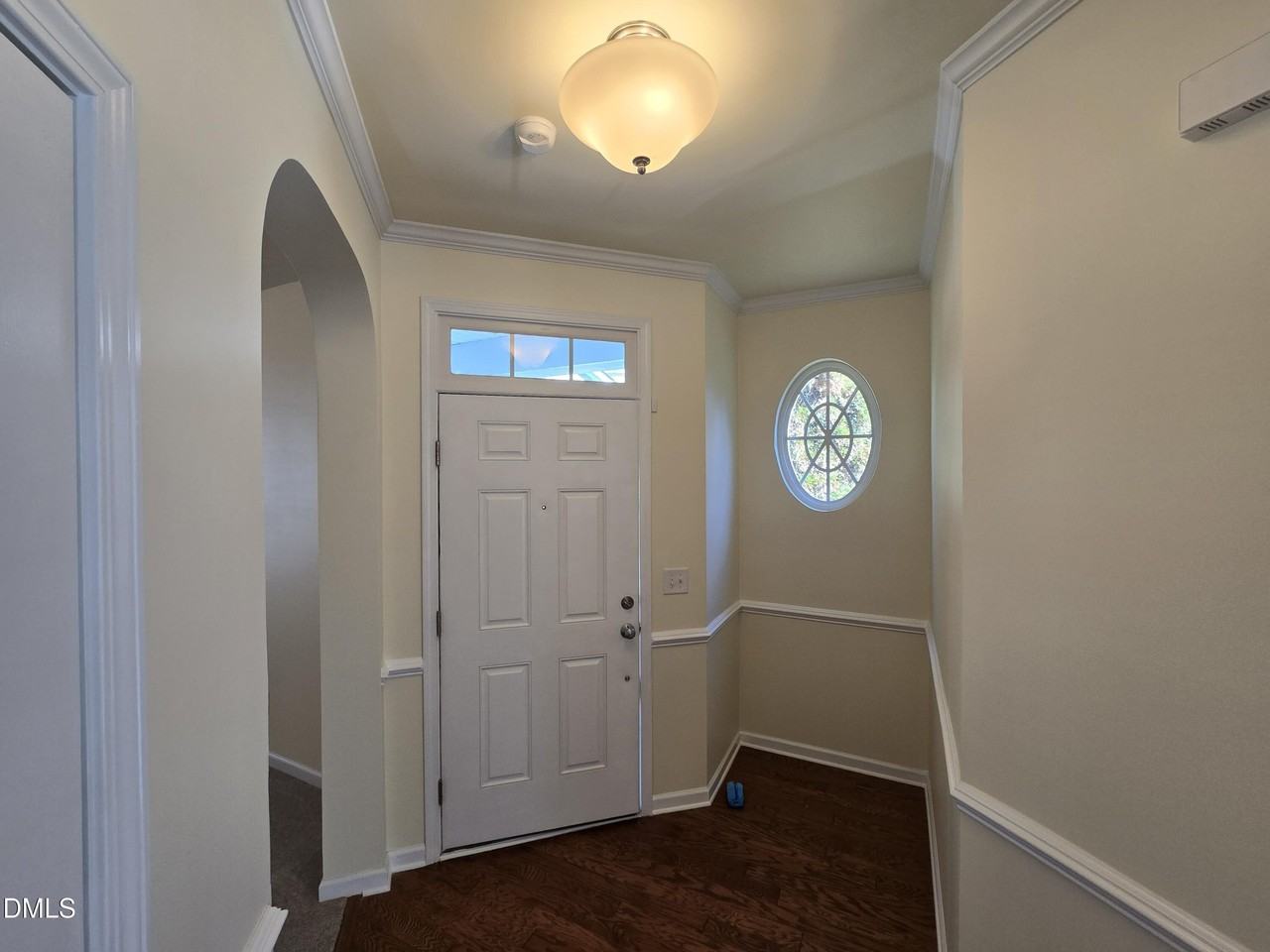 912 Garden Square Lane - Photo 4 of 28