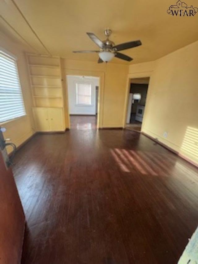 2406 Avenue E - Photo 2 of 11