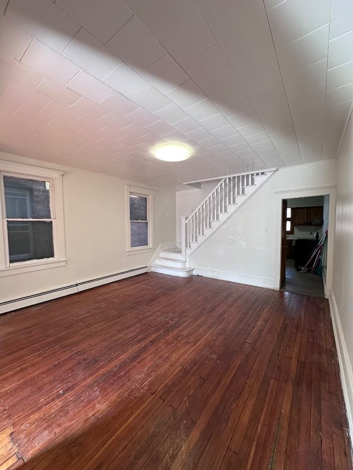 545 South Main Street - Photo 6 of 20