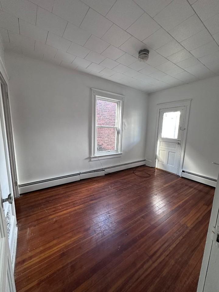 545 South Main Street - Photo 7 of 20