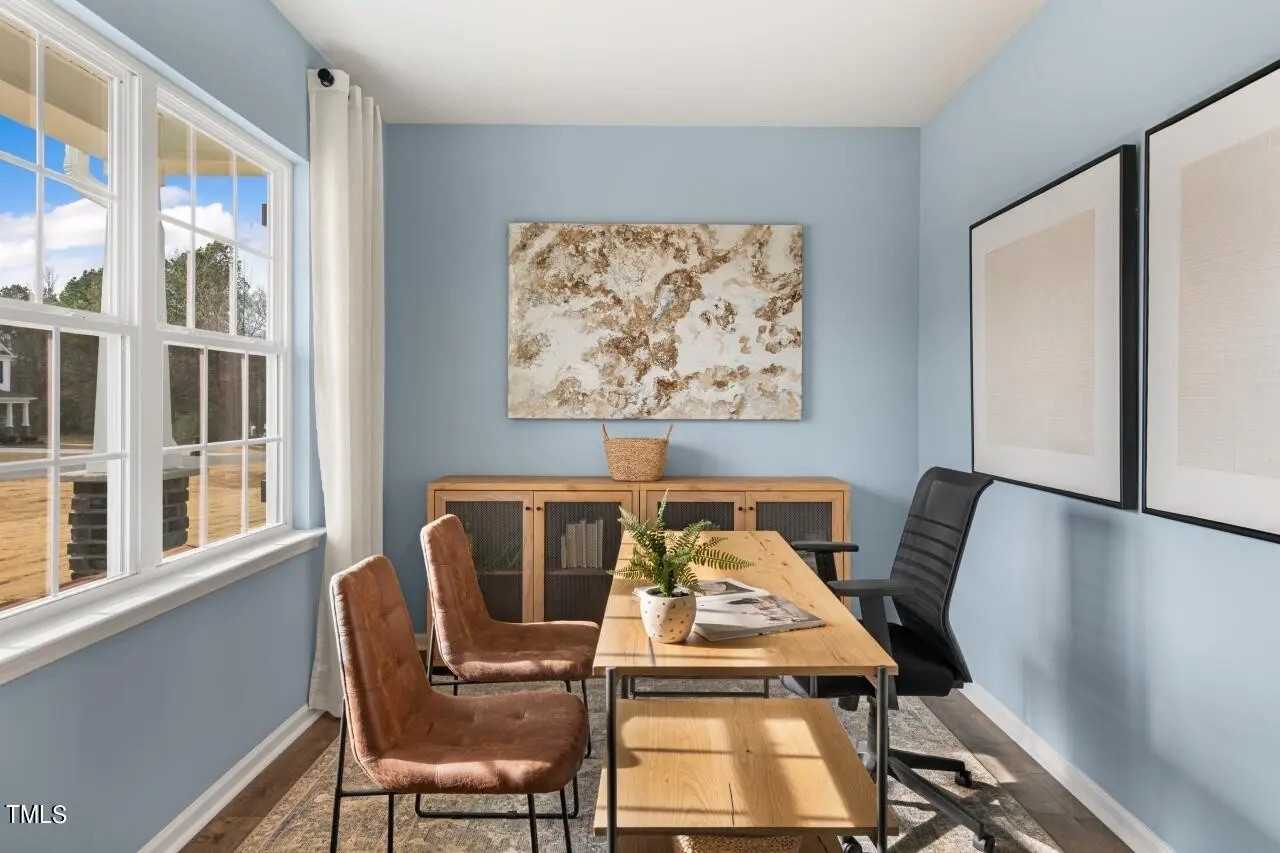 433 Tucana St - Photo 3 of 36