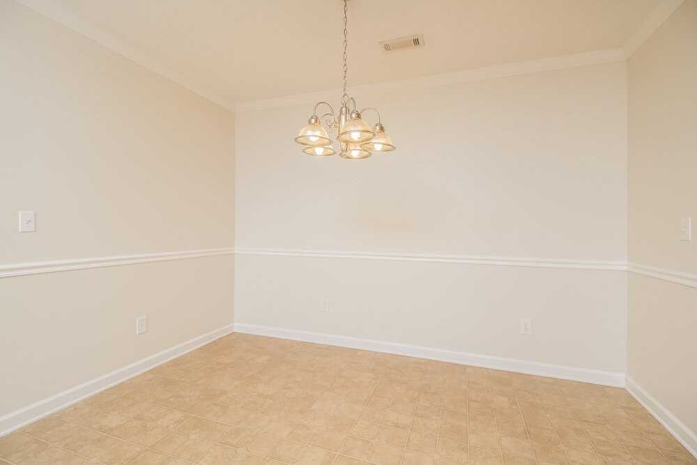 3155 Hardwood Dr - Photo 4 of 17