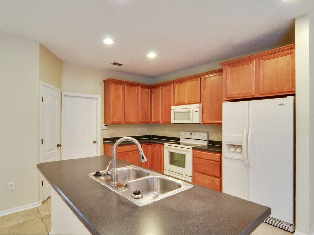 3691 Blue Wing Ct - Photo 3 of 15