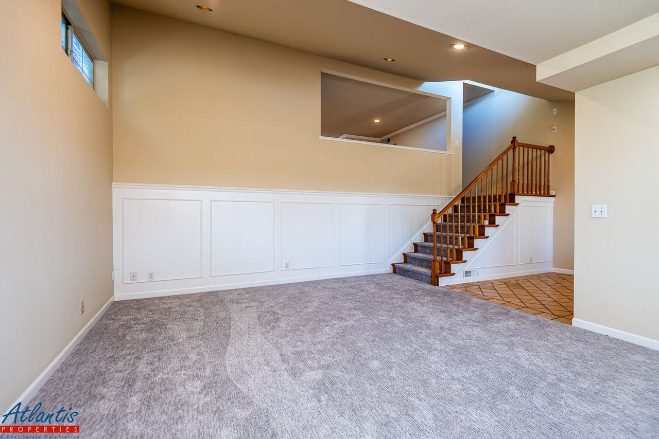 2674 Hastings Avenue - Photo 3 of 25