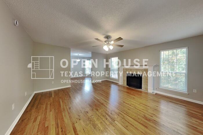 4902 Sturbridge Crescent Northeast - Photo 5 of 22