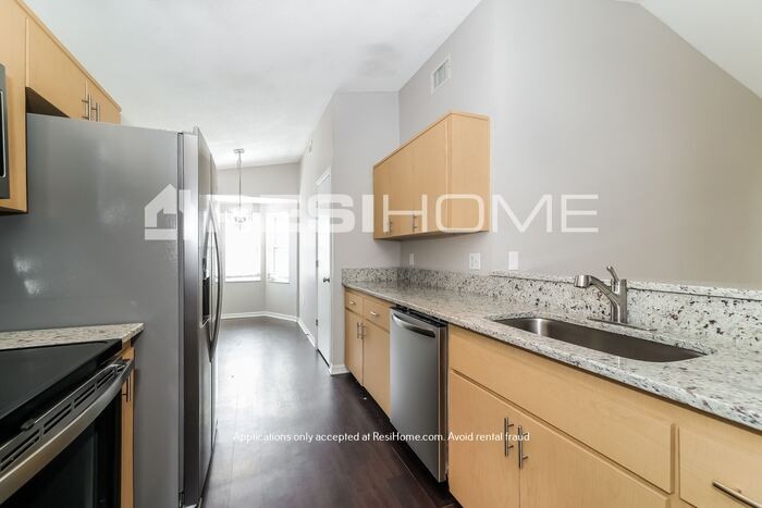 3009 Sabal Bend Dr Ne - Photo 3 of 24