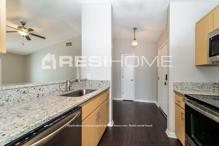 3009 Sabal Bend Dr Ne - Photo 5 of 24