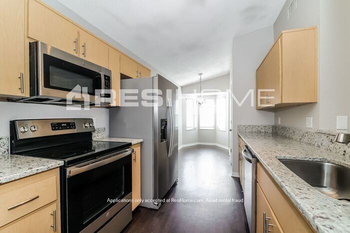 3009 Sabal Bend Dr Ne - Photo 6 of 24