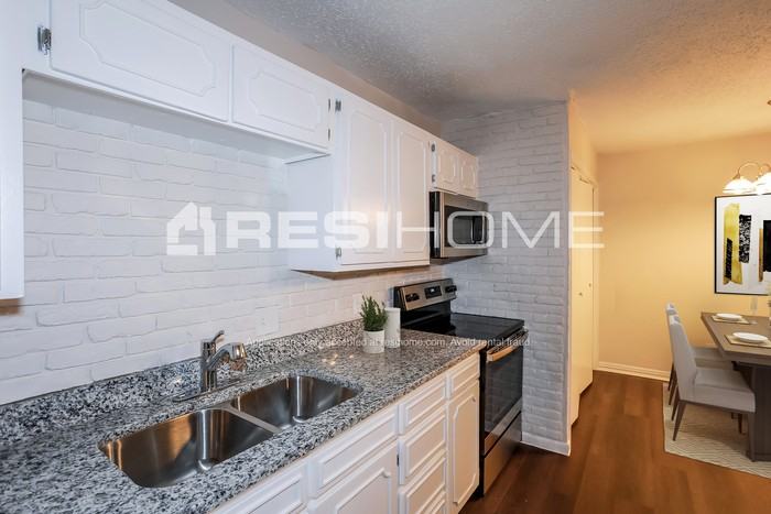 5732 Marlene Dr - Photo 4 of 20