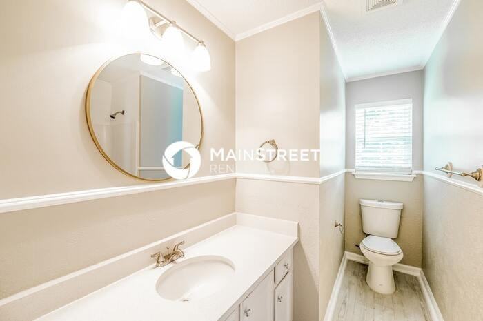 5712 Desoto Dr - Photo 7 of 16