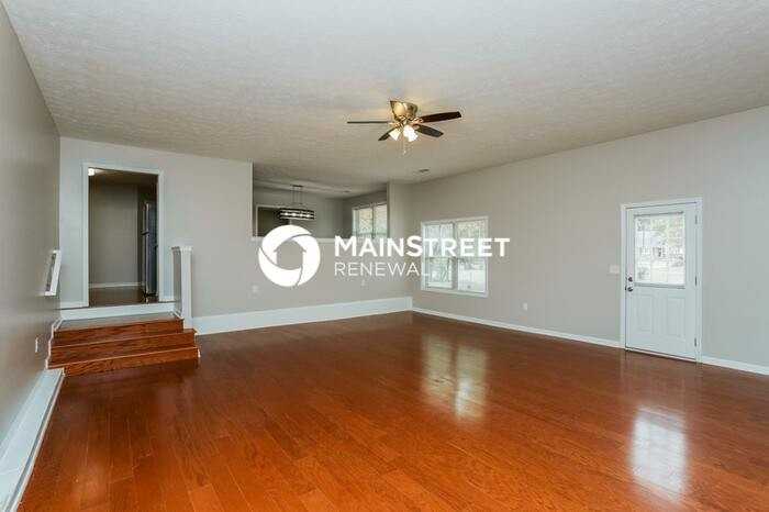 1677 Pheasant Drive - Photo 2 of 16