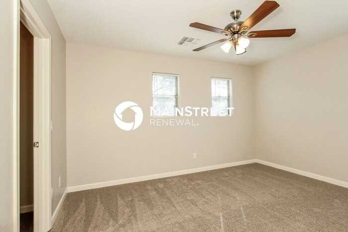 15460 W Canterbury Dr - Photo 5 of 18