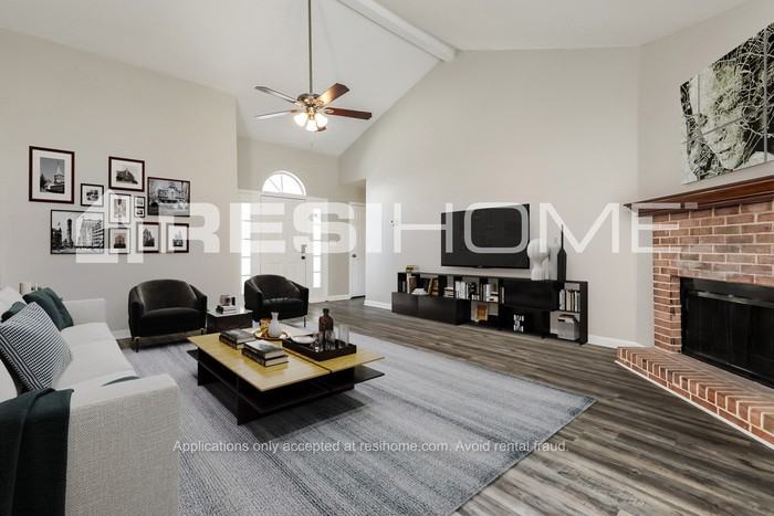 192 Antebellum Way - Photo 2 of 16