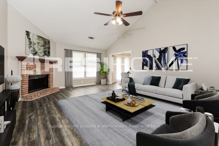 192 Antebellum Way - Photo 3 of 16