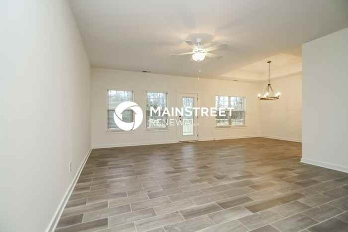 4018 Ella Cook Cir - Photo 2 of 17