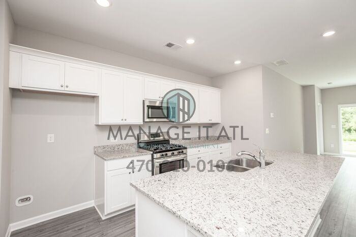 176 176 Peregrine Point - Photo 4 of 36